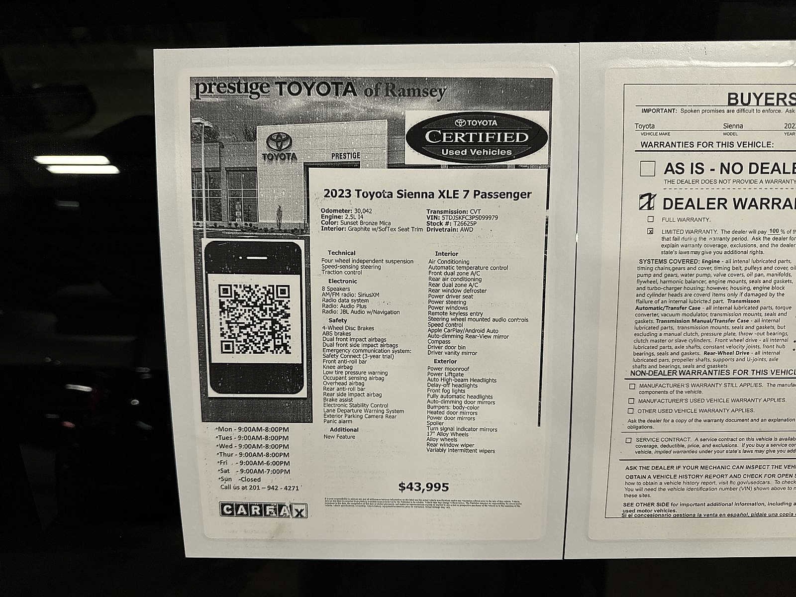 Thumbnail: 2023 Toyota Sienna - 13