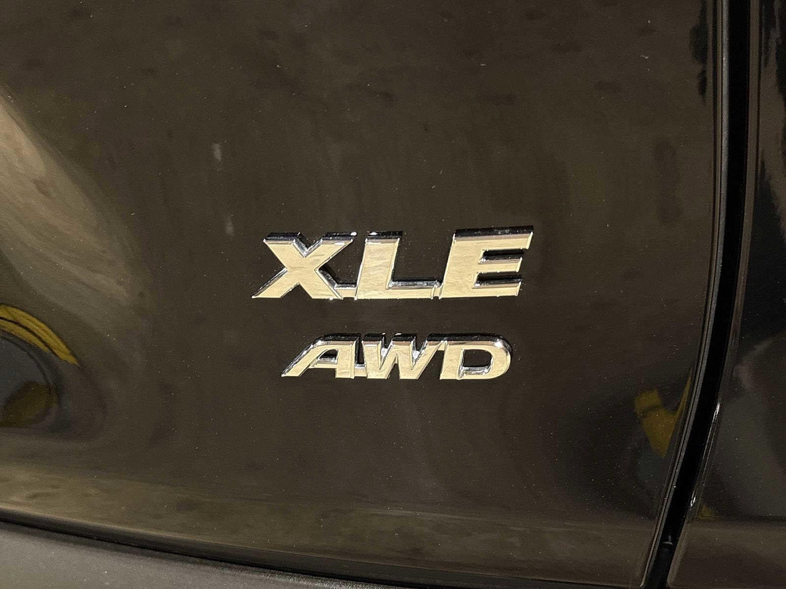 Thumbnail: 2025 Toyota RAV4 - 27