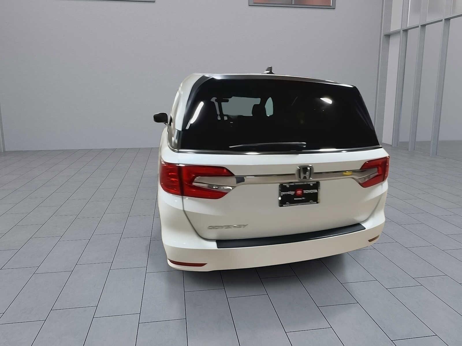 Thumbnail: 2018 Honda Odyssey - 7