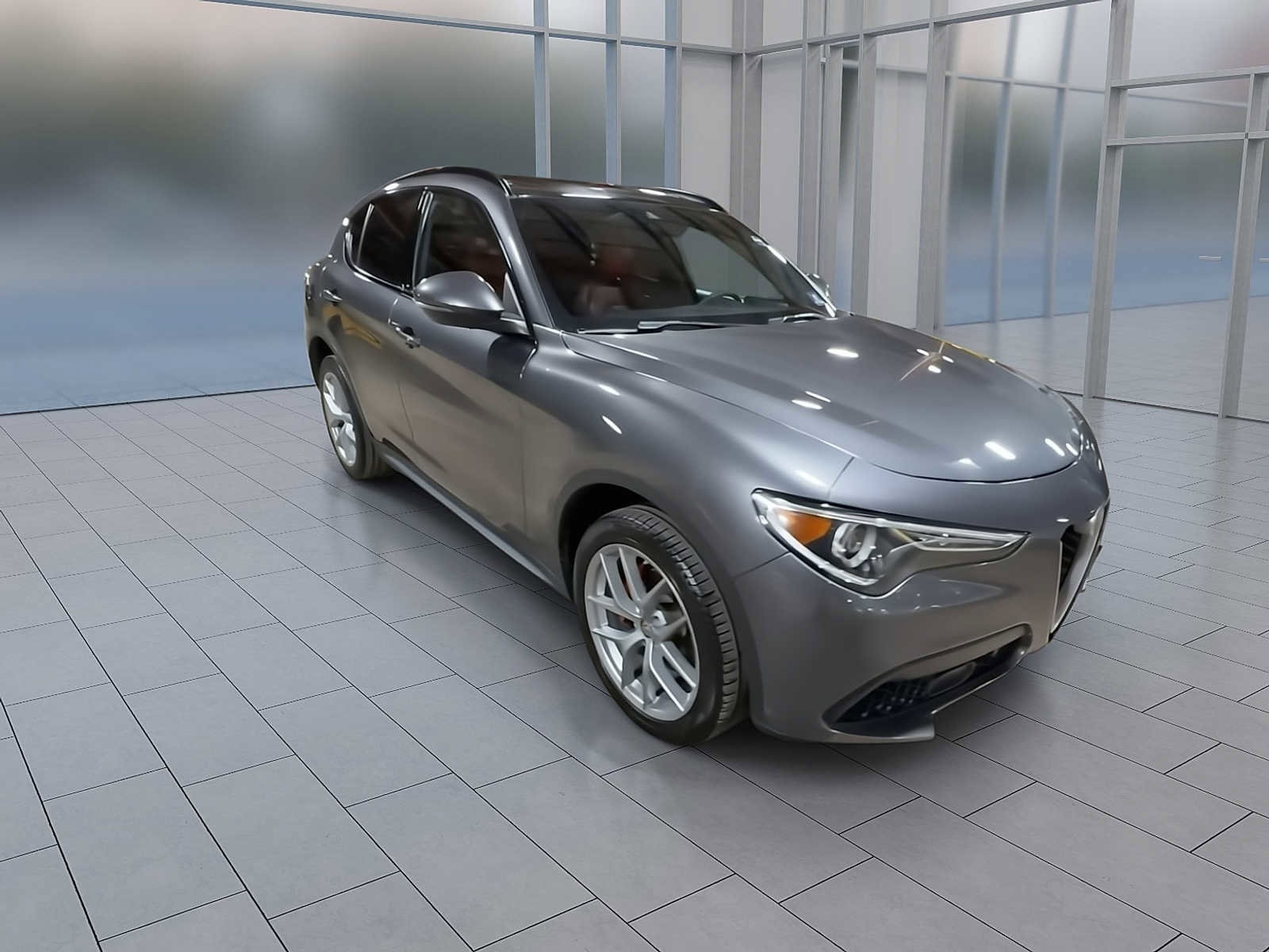 Thumbnail: 2018 Alfa Romeo Stelvio - 2