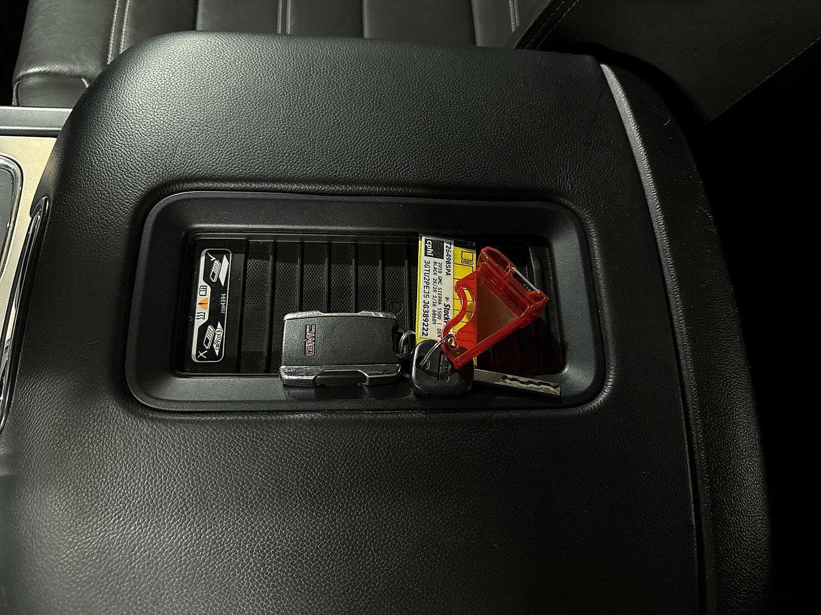 Thumbnail: 2018 GMC Sierra 1500 - 38