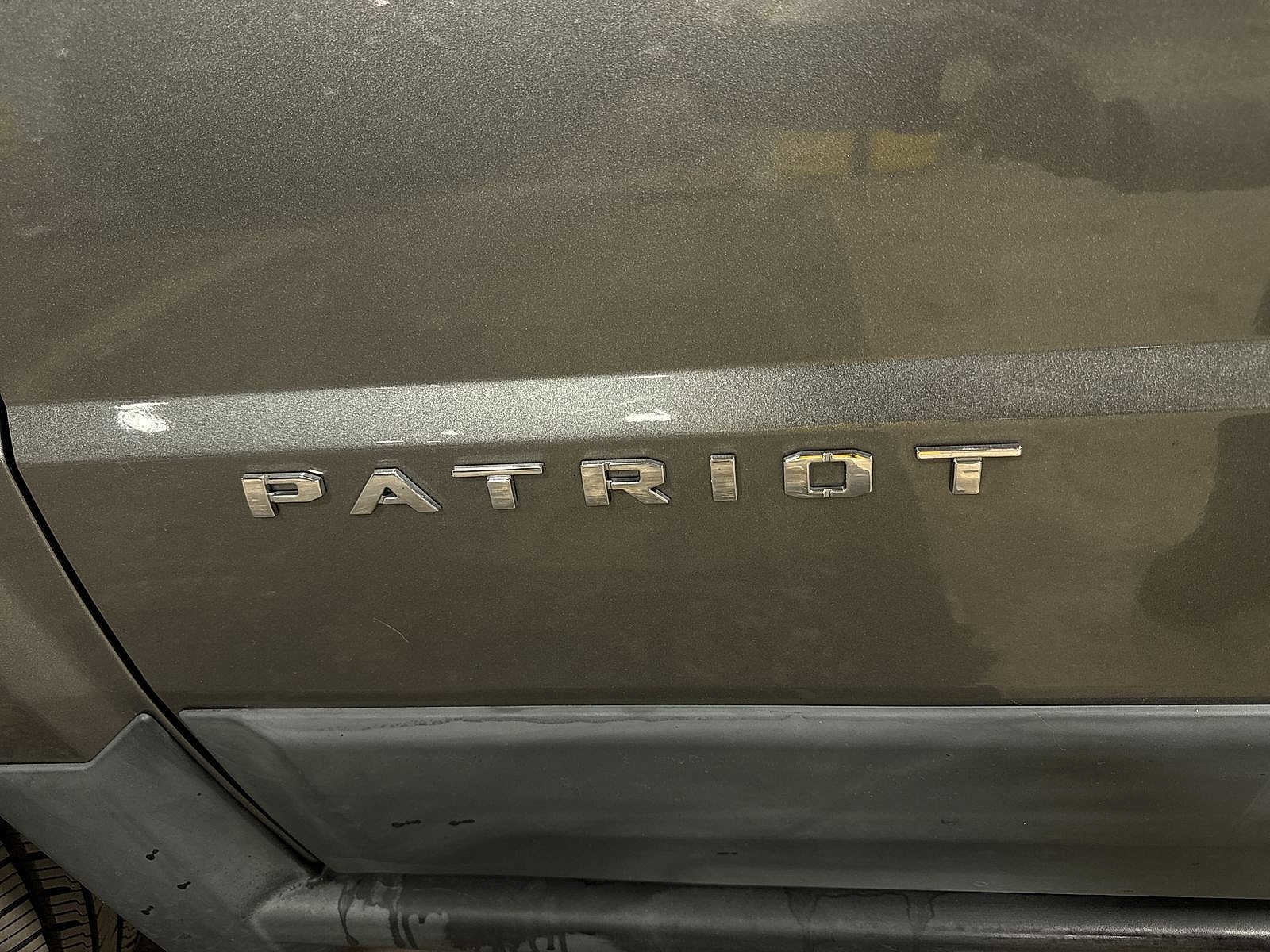 Thumbnail: 2011 Jeep Patriot - 23