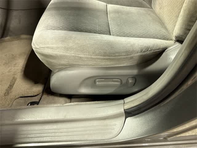 Thumbnail: 2003 Toyota Camry - 23