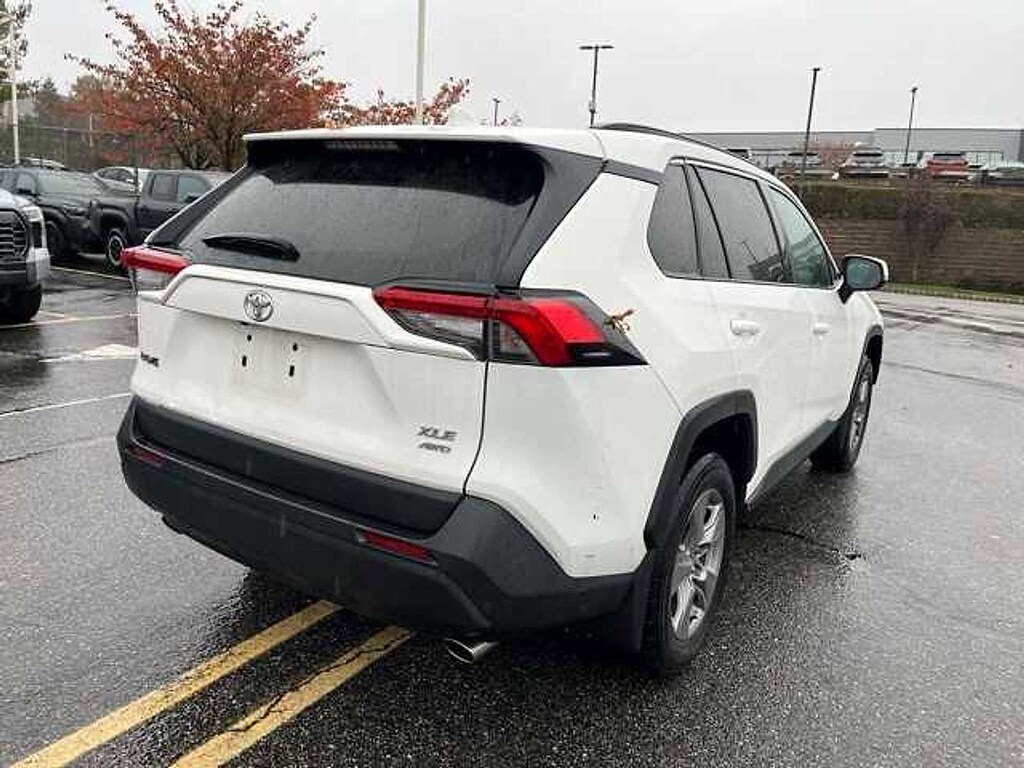 Used 2022 Toyota RAV4 XLE SUV