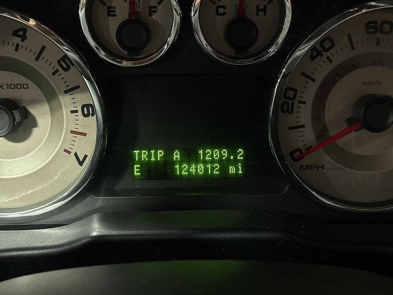 Thumbnail: 2010 Ford Edge - 19