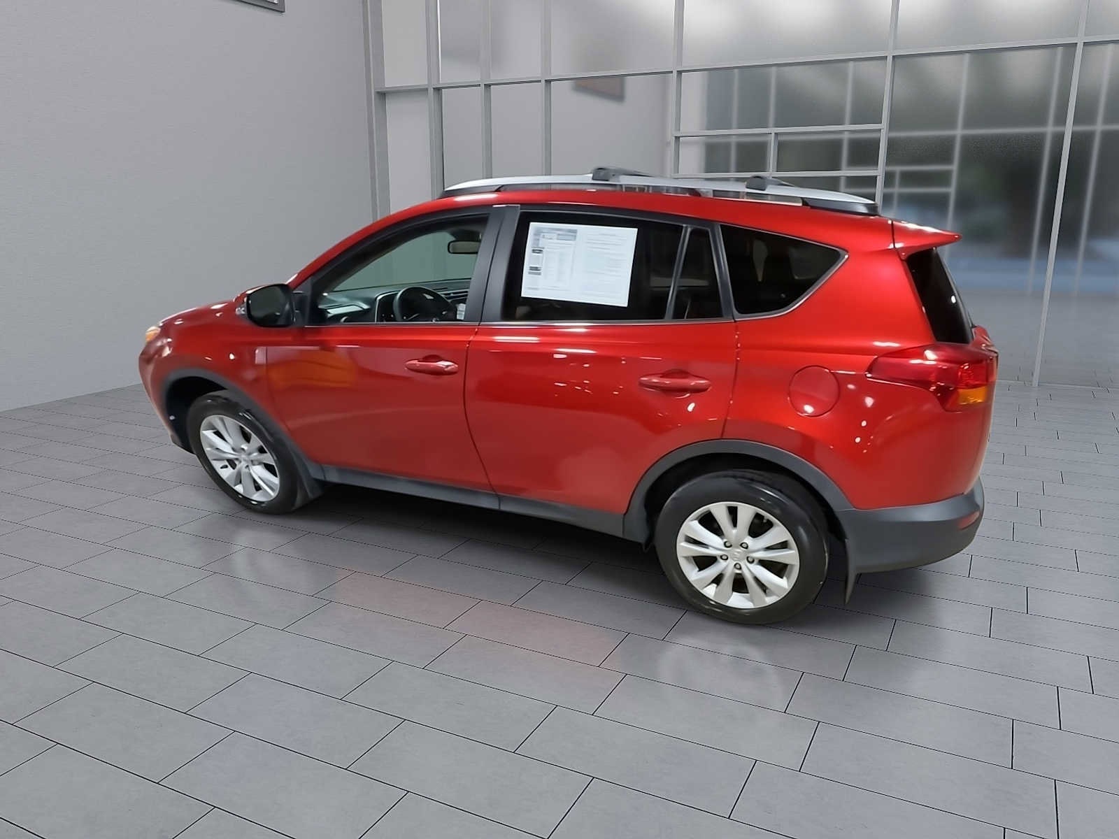 Thumbnail: 2015 Toyota RAV4 - 6