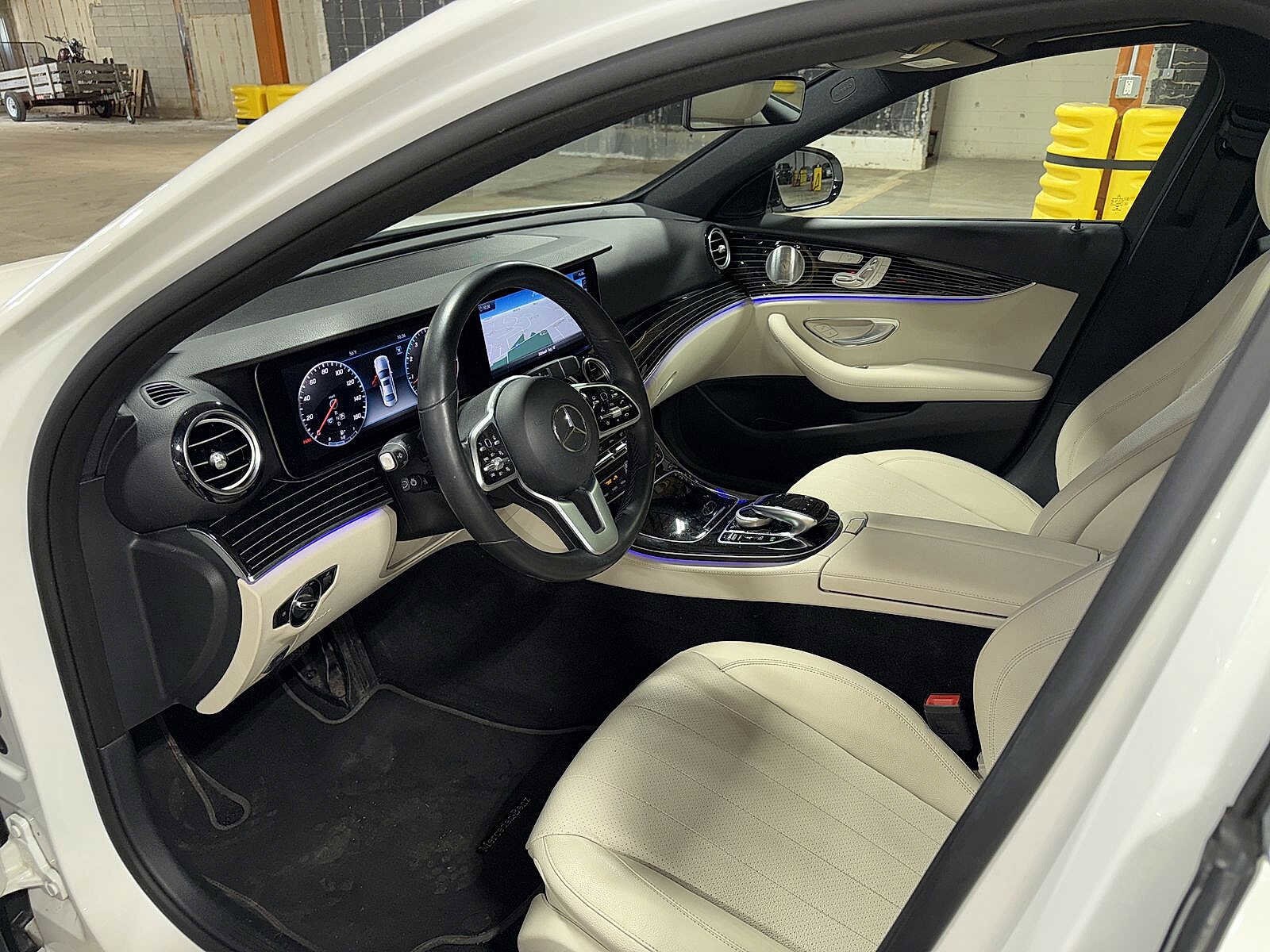 Thumbnail: 2019 Mercedes-Benz E-Class - 28