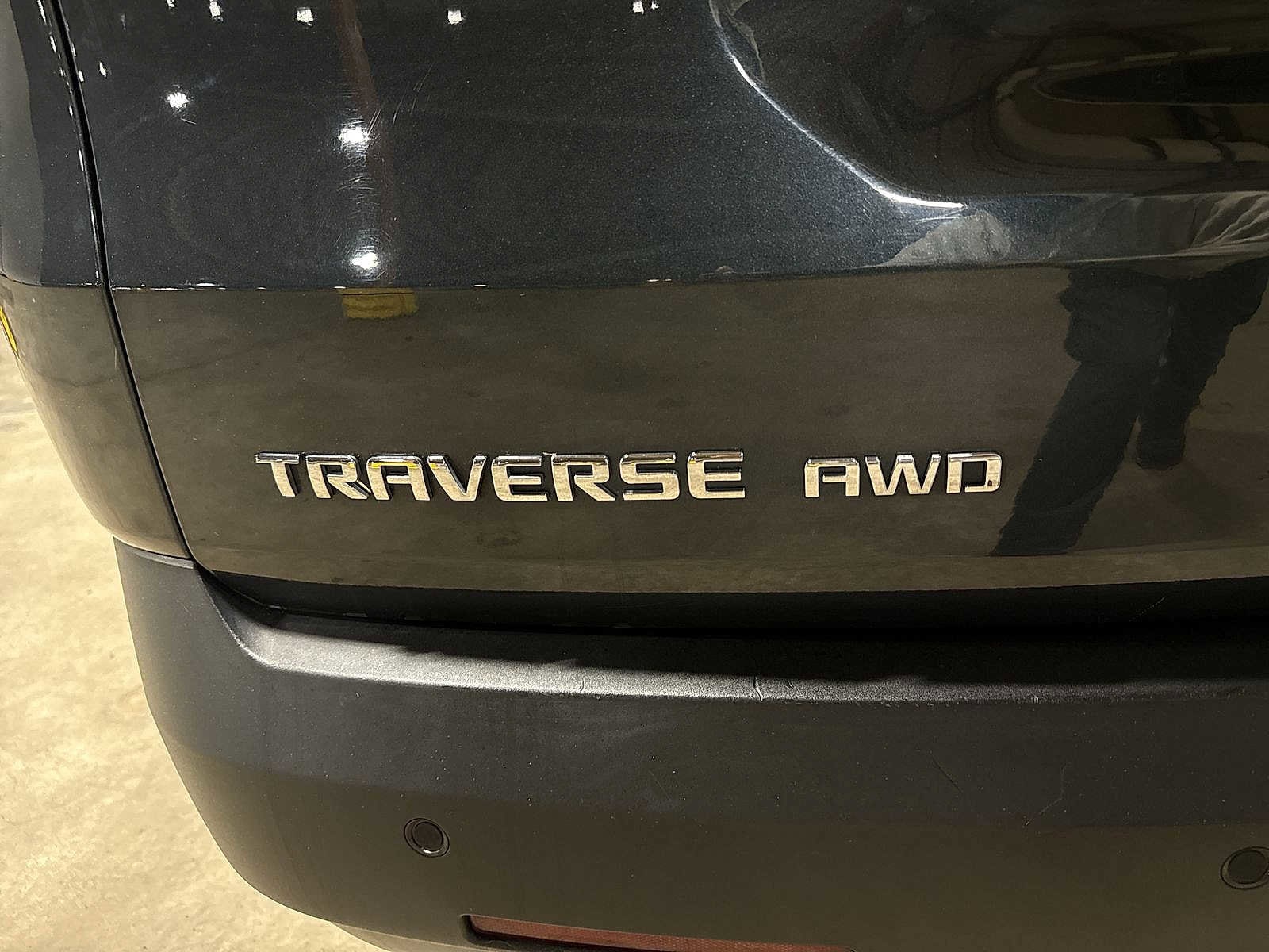 Thumbnail: 2018 Chevrolet Traverse - 27