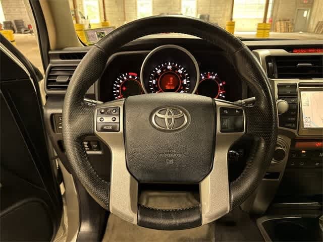Thumbnail: 2013 Toyota 4Runner - 18