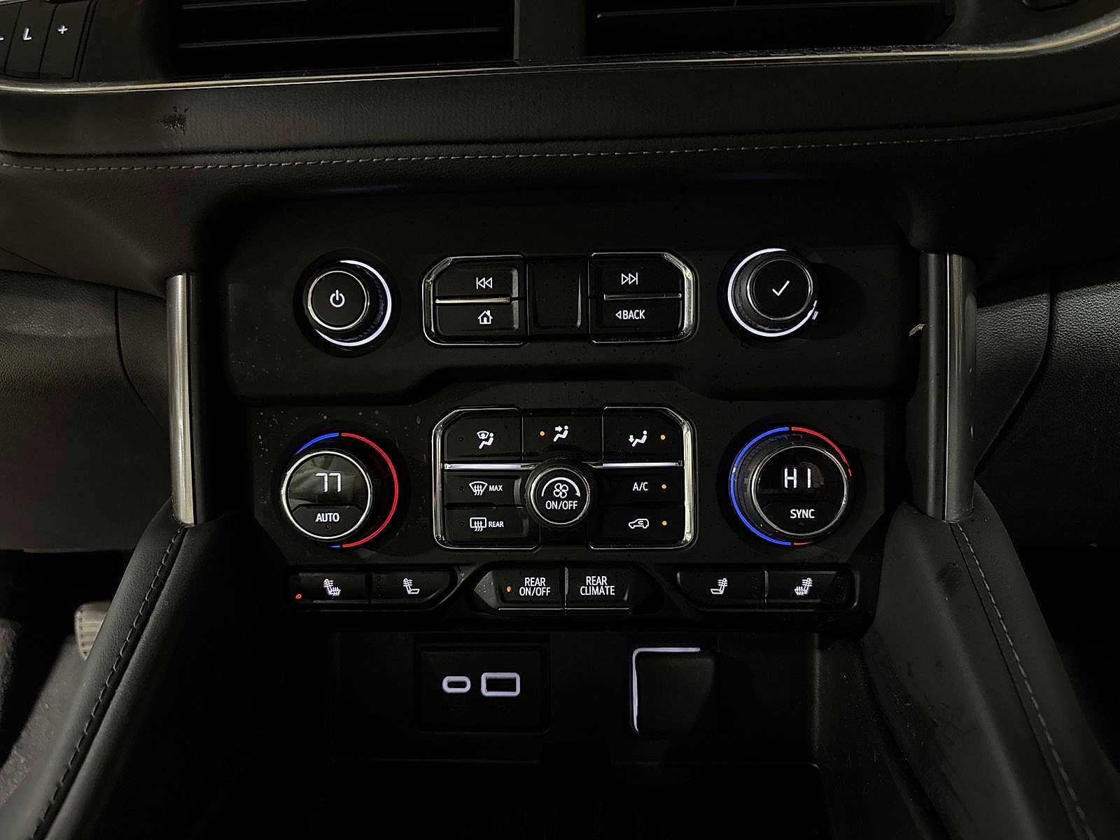 Thumbnail: 2023 Chevrolet Suburban - 23