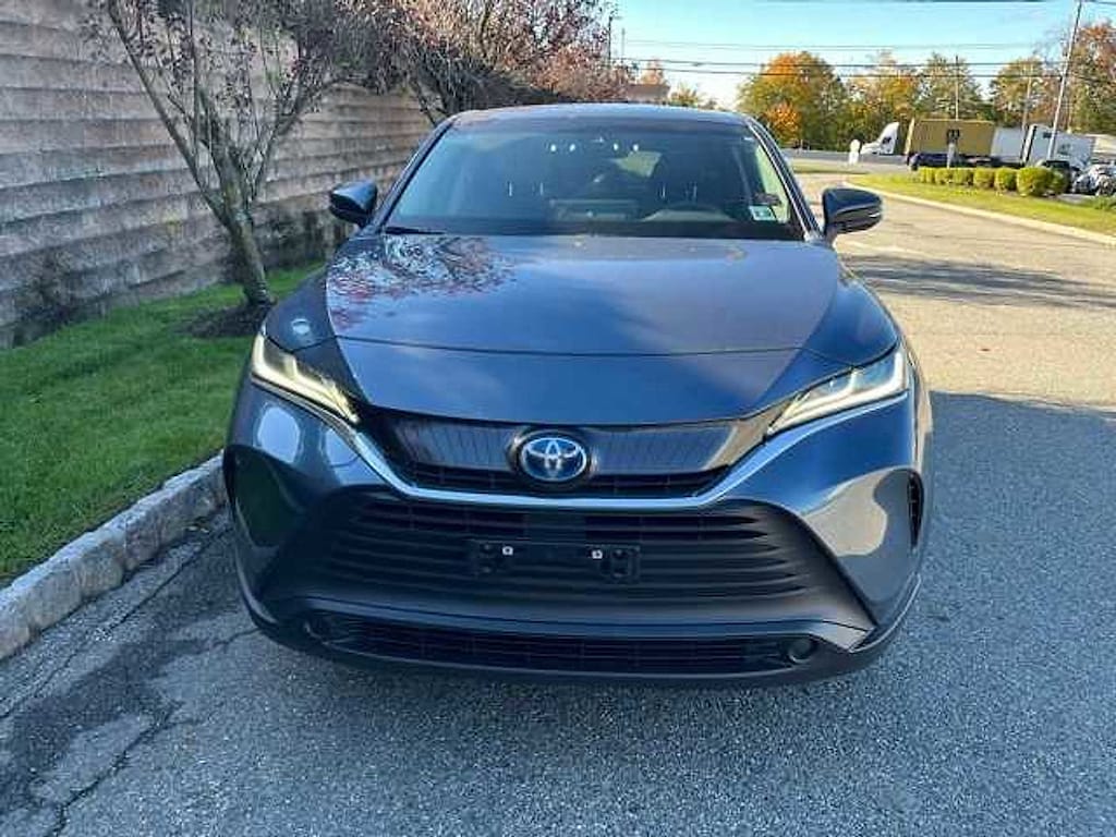 Used 2023 Toyota Venza LE SUV
