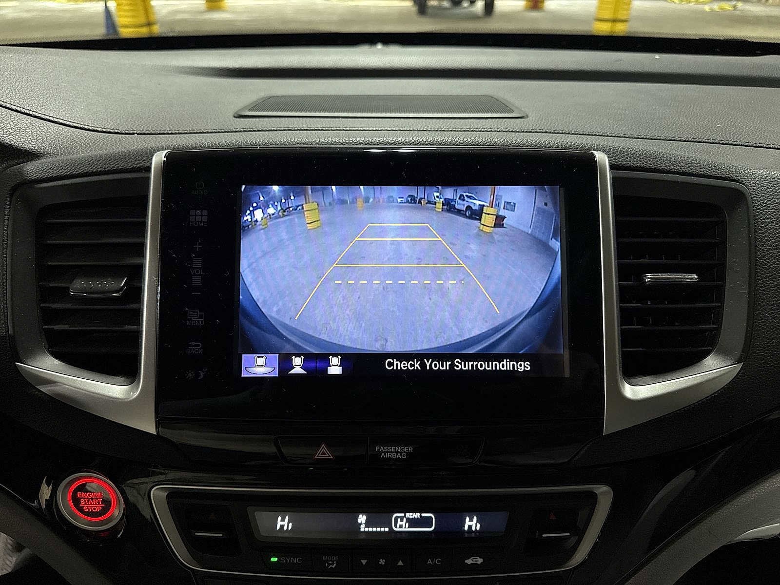 Thumbnail: 2016 Honda Pilot - 26