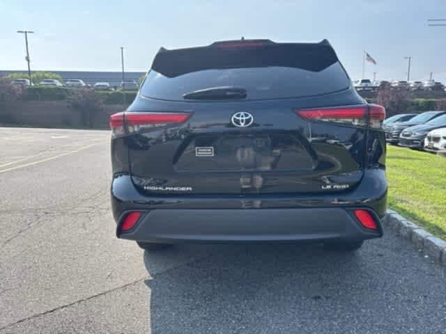 Thumbnail: 2021 Toyota Highlander - 5