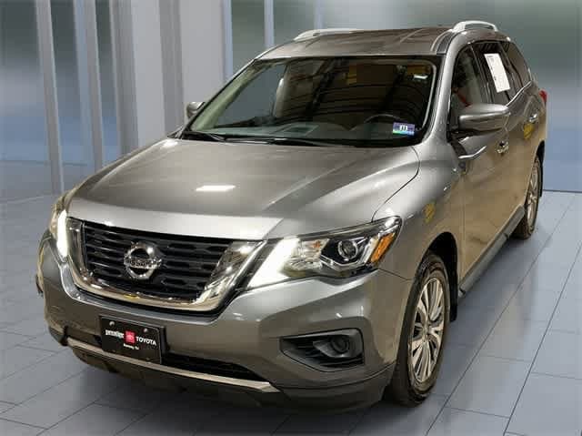 Thumbnail: 2019 Nissan Pathfinder - 1