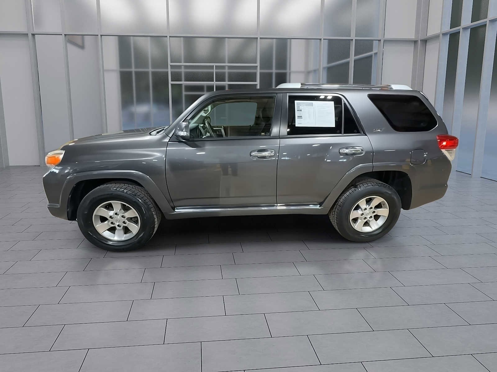 Thumbnail: 2013 Toyota 4Runner - 5