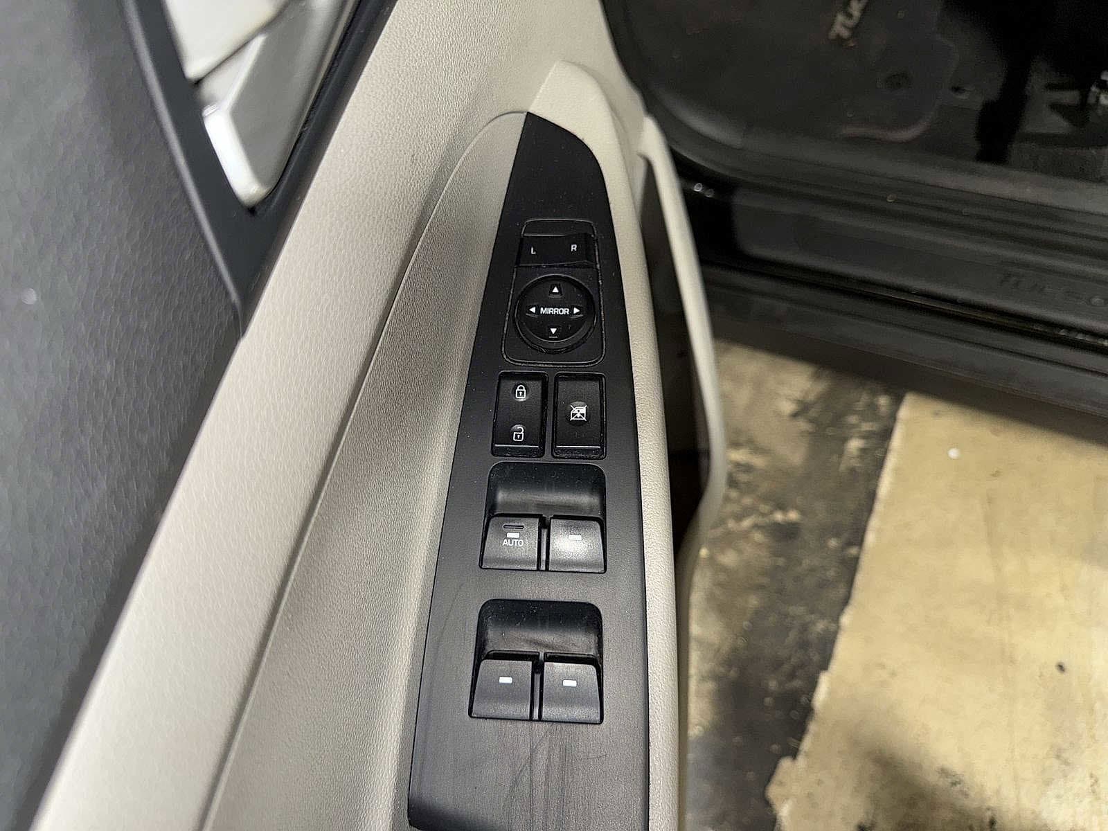 Thumbnail: 2019 Hyundai Tucson - 22