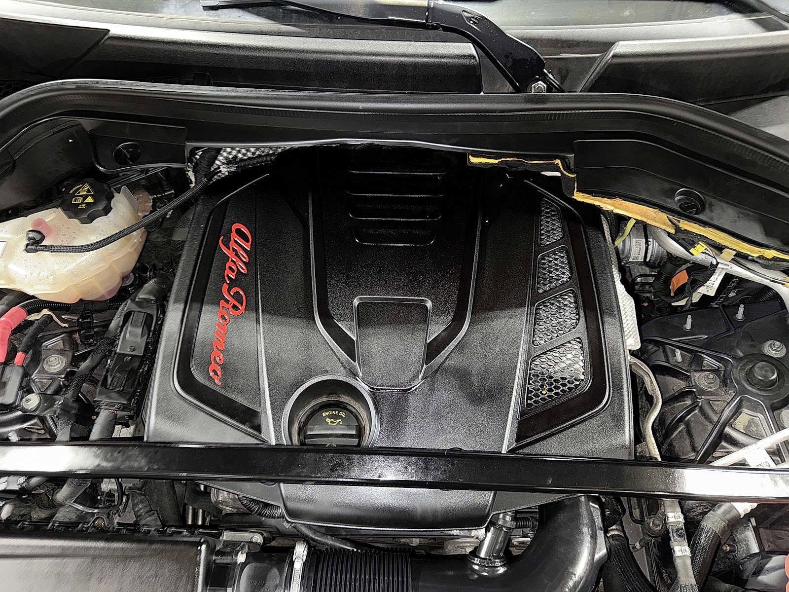 Thumbnail: 2018 Alfa Romeo Stelvio - 12