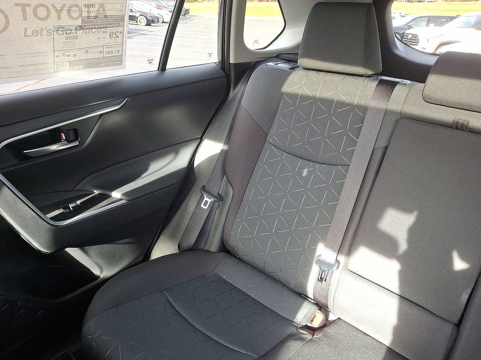 Thumbnail: 2025 Toyota RAV4 - 12