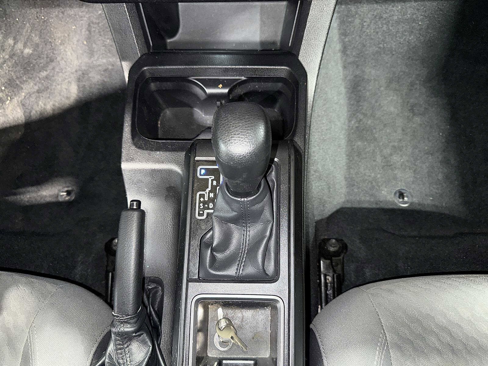 Thumbnail: 2023 Toyota Tacoma - 25