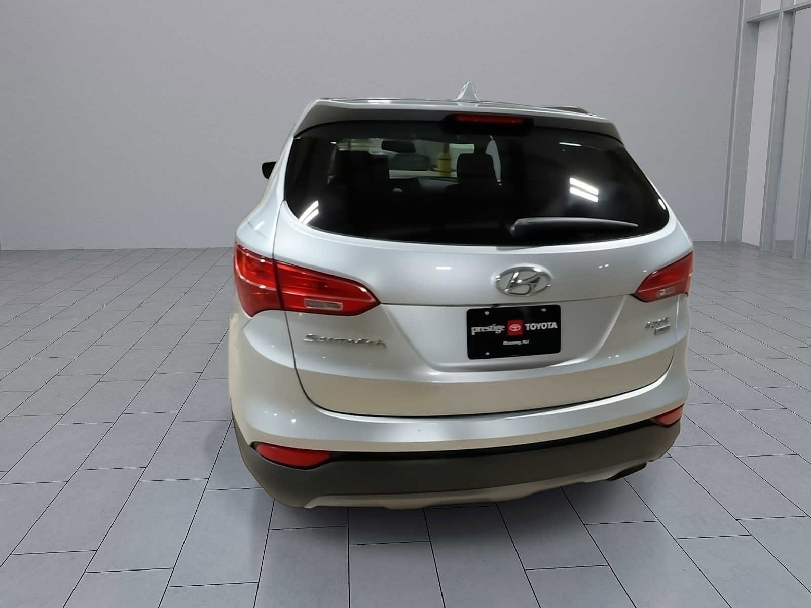 Thumbnail: 2016 Hyundai Santa Fe - 7