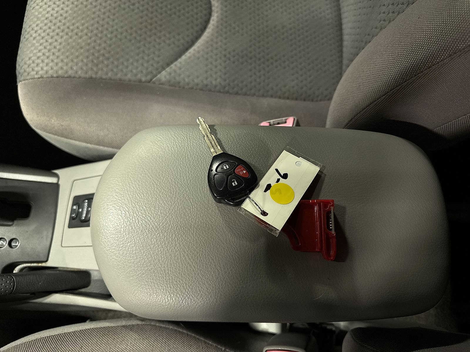 Thumbnail: 2007 Toyota RAV4 - 28