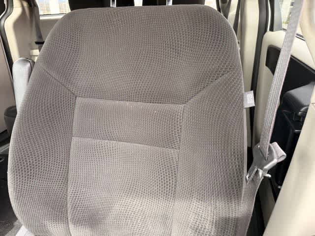 Thumbnail: 2019 Dodge Grand Caravan - 8