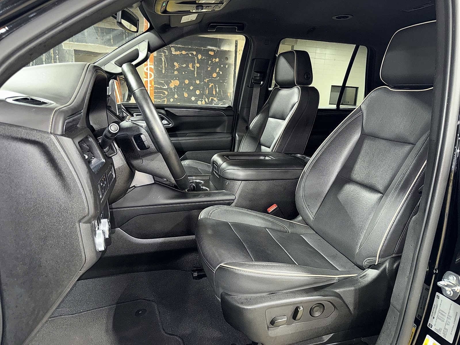 Thumbnail: 2023 GMC Yukon - 15