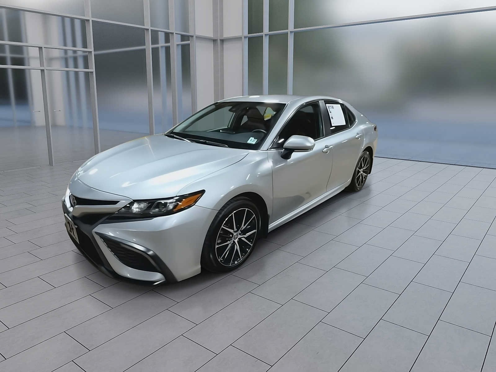 Thumbnail: 2023 Toyota Camry - 4