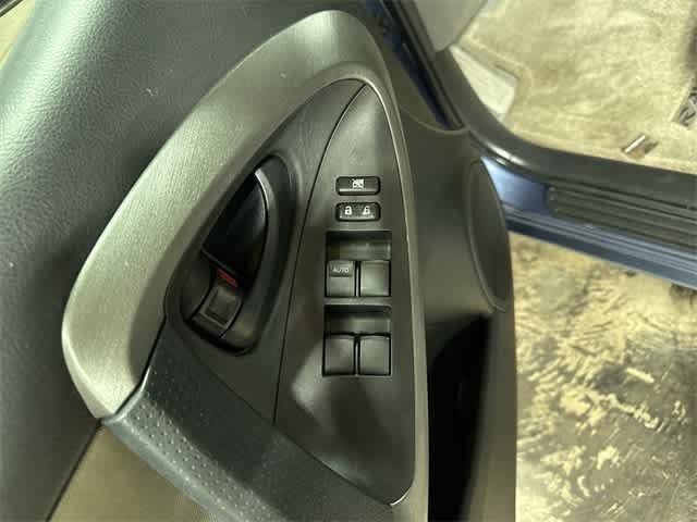 Thumbnail: 2011 Toyota RAV4 - 22