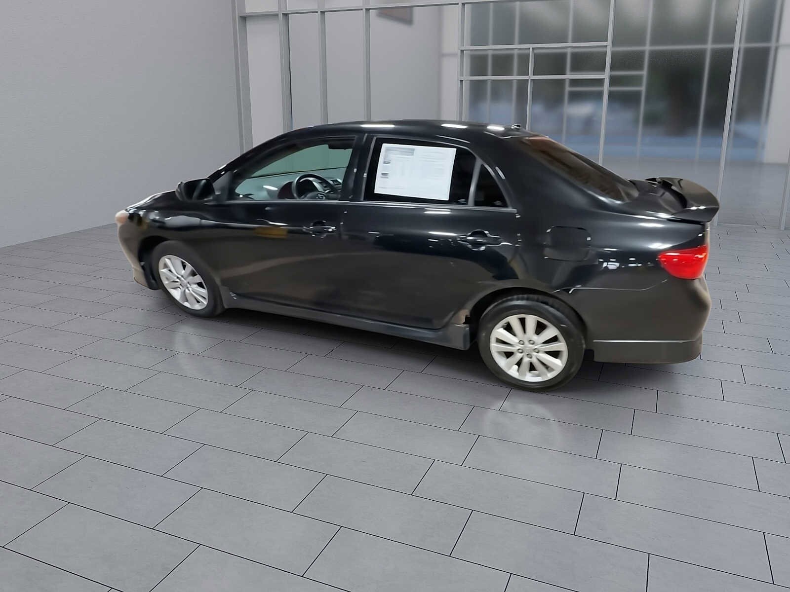 Thumbnail: 2010 Toyota Corolla - 6