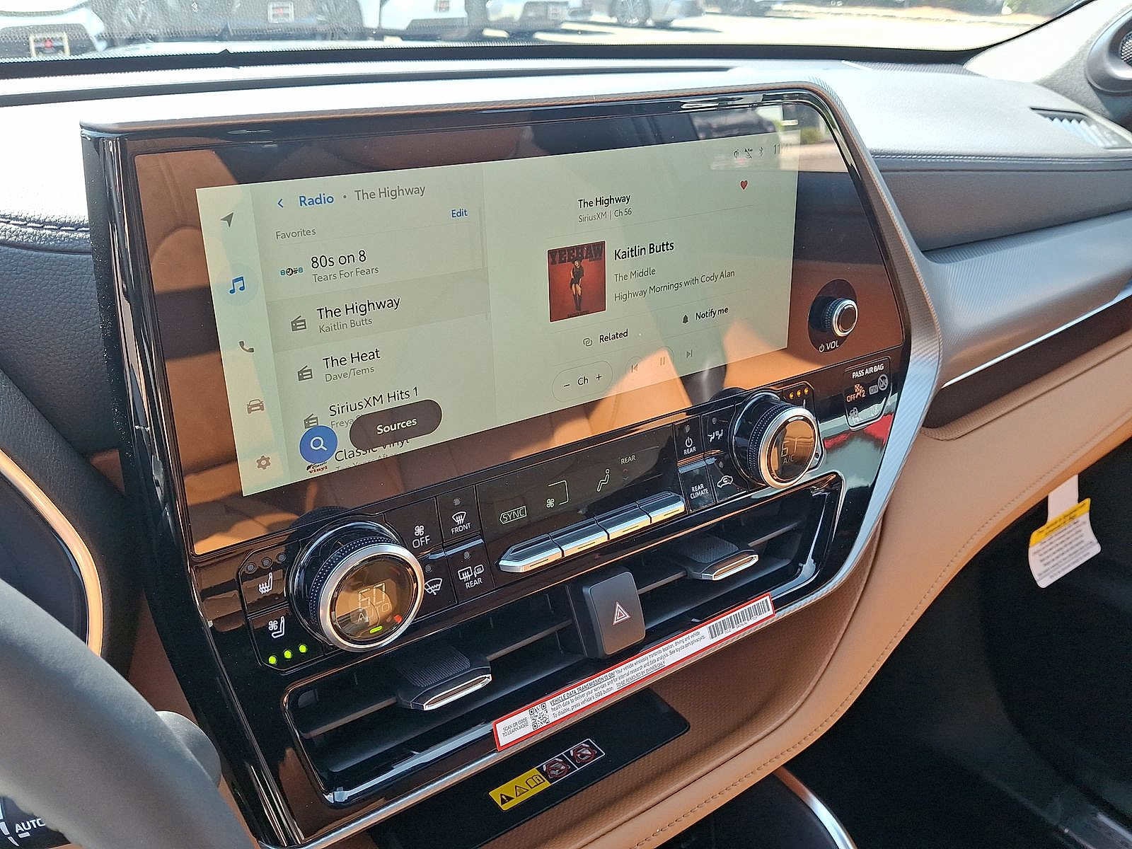 Thumbnail: 2026 Toyota Highlander - 16