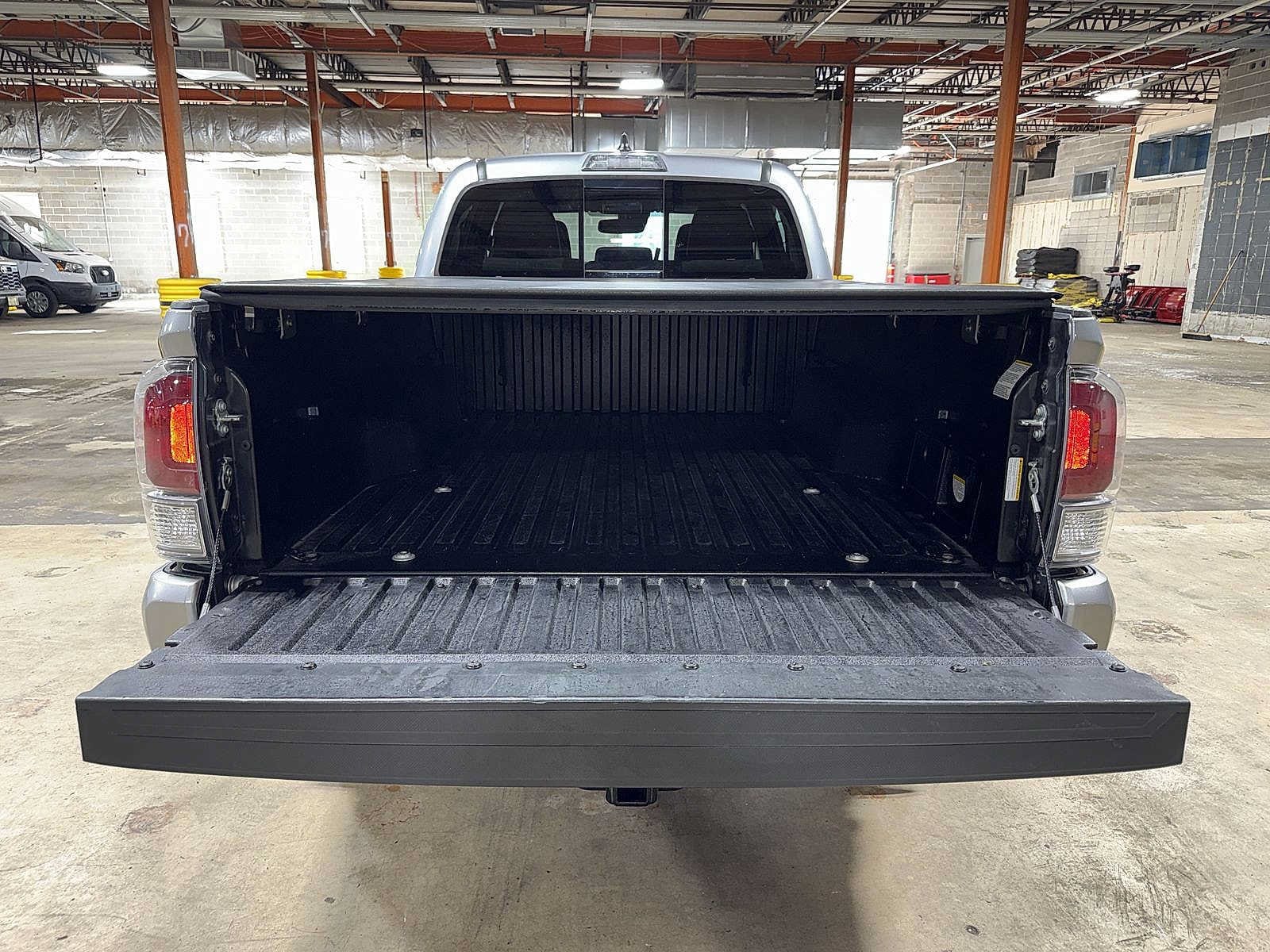 Thumbnail: 2021 Toyota Tacoma - 11