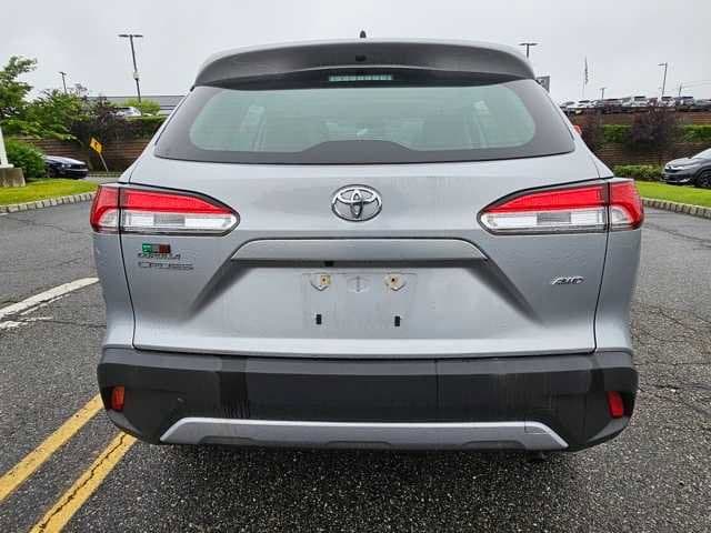 2023 Toyota Corolla Cross L 4