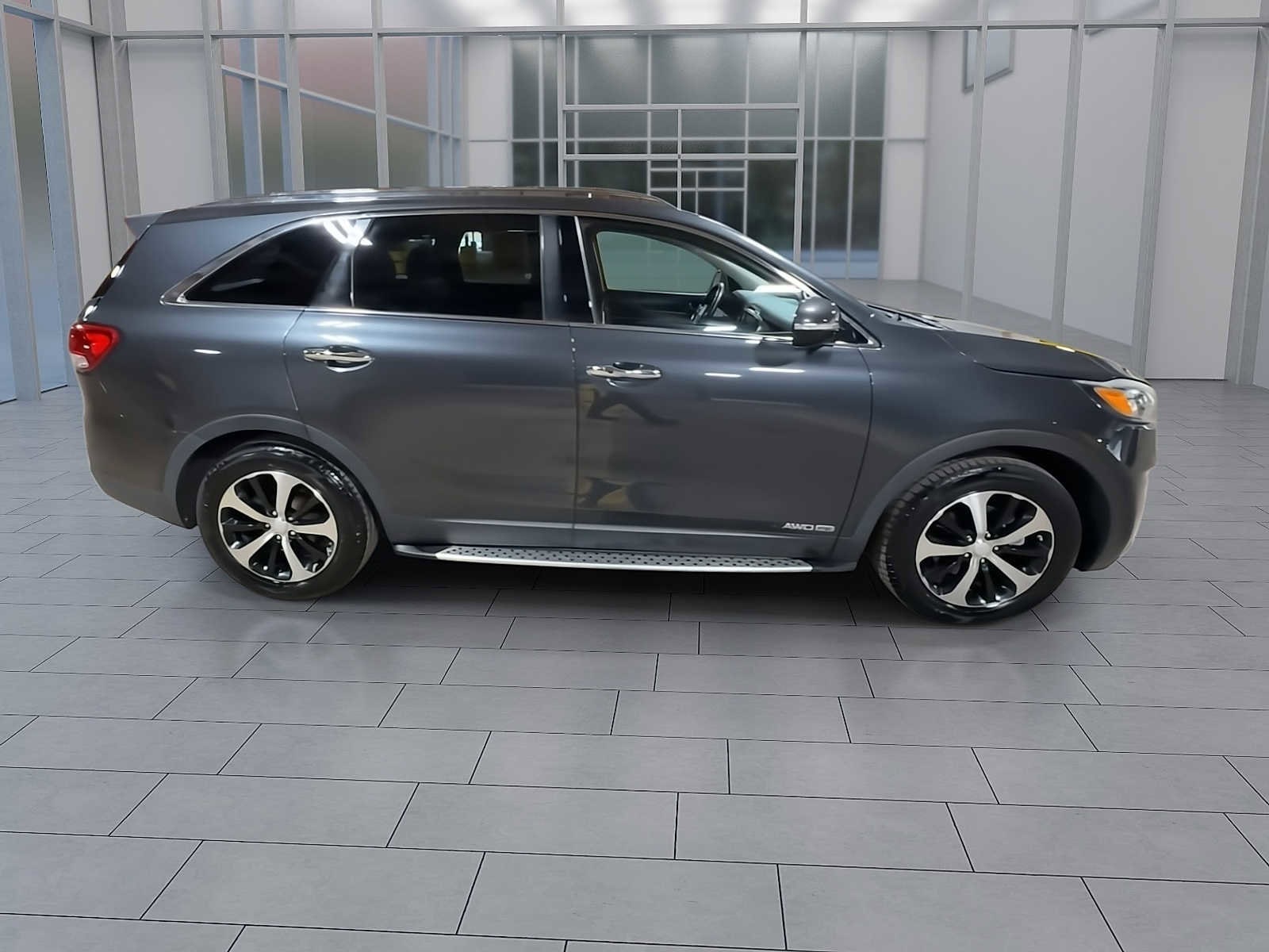 Thumbnail: 2016 Kia Sorento - 9