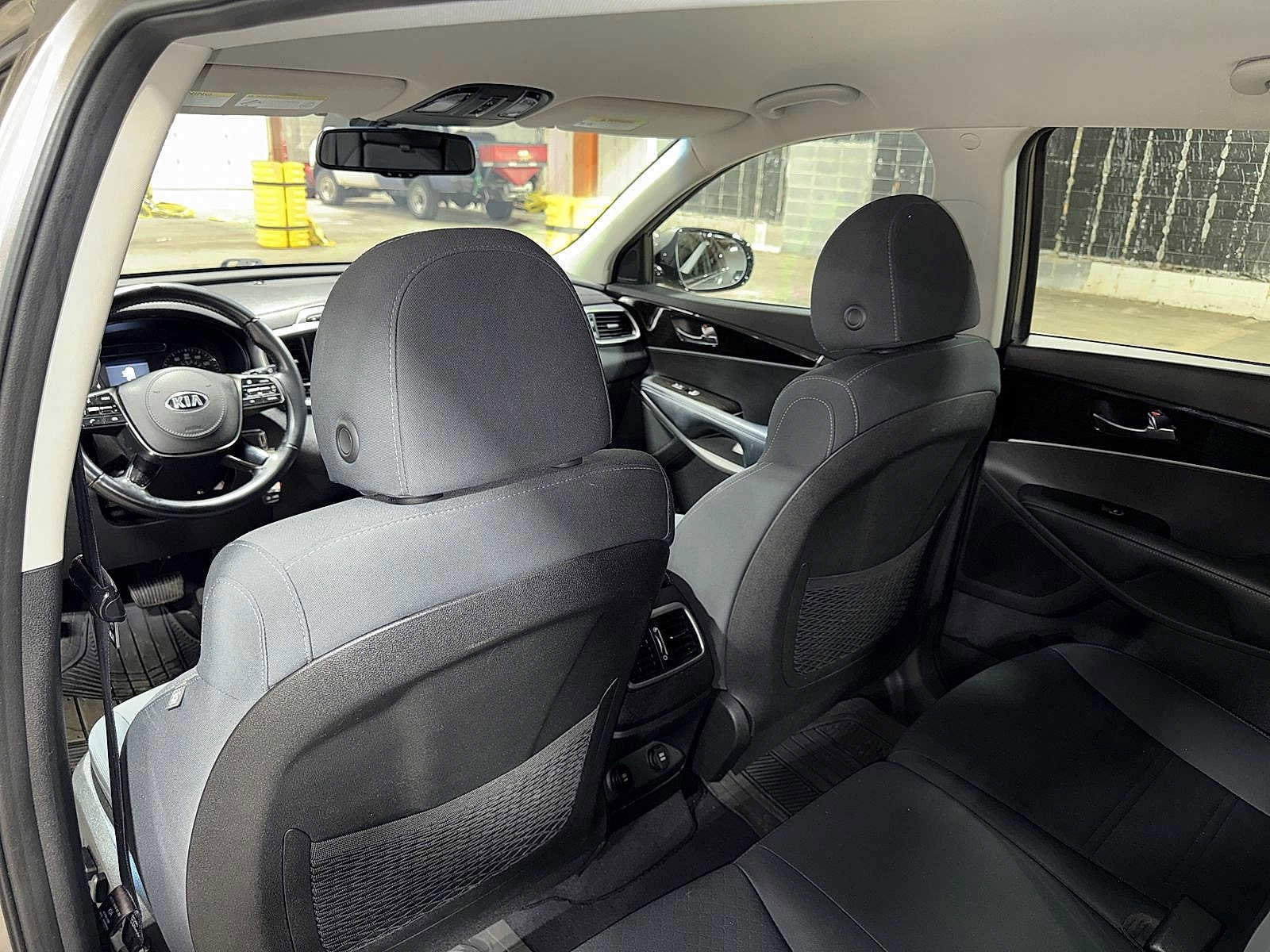 Thumbnail: 2019 Kia Sorento - 28