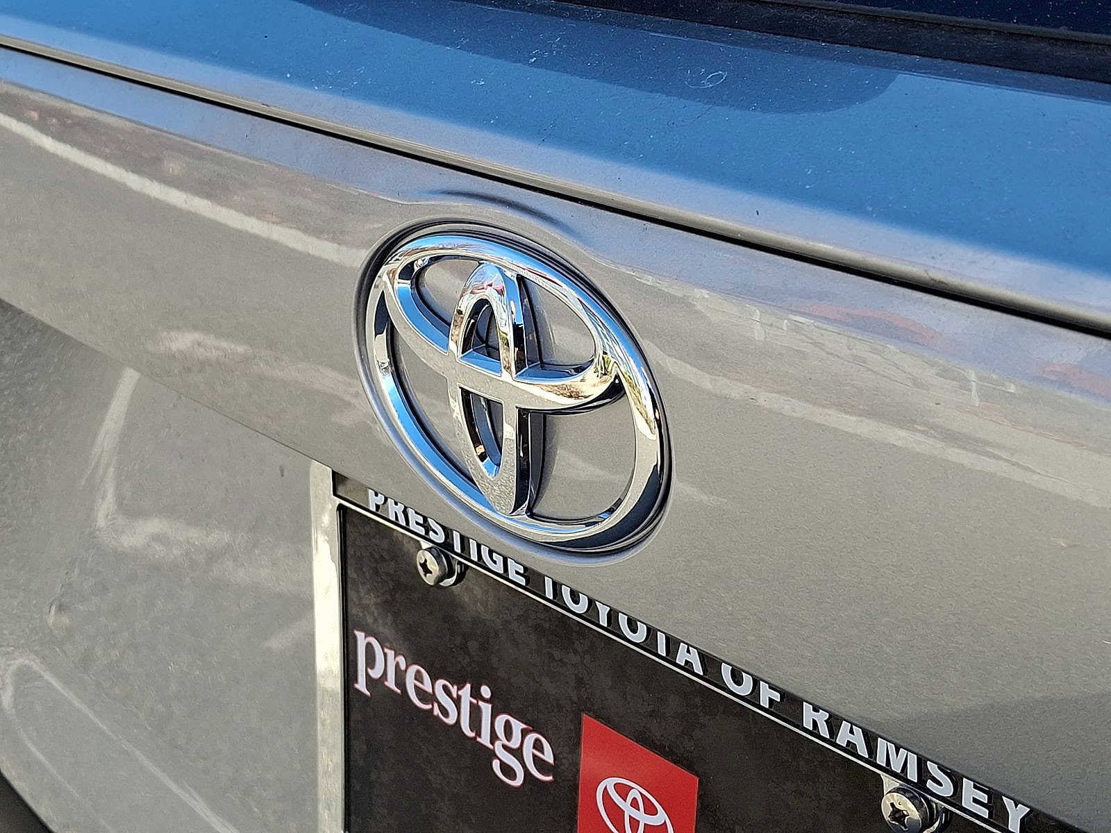 Thumbnail: 2025 Toyota RAV4 - 25