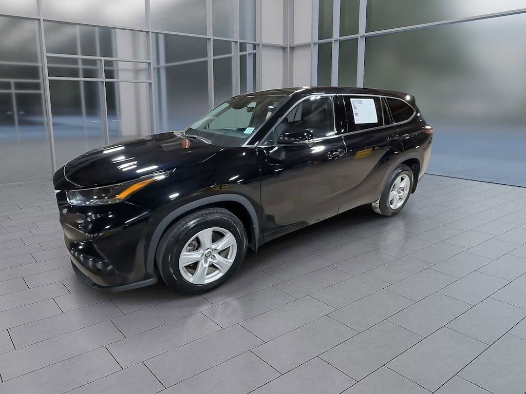 Certified 2022 Toyota Highlander LE SUV