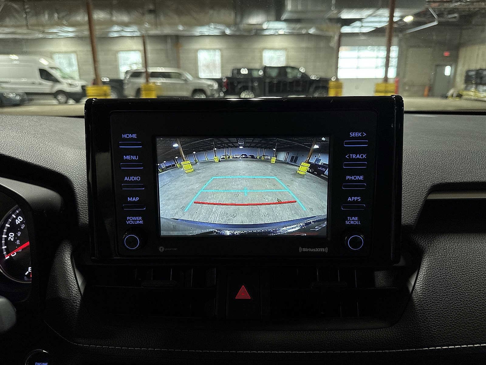 Thumbnail: 2022 Toyota RAV4 - 24