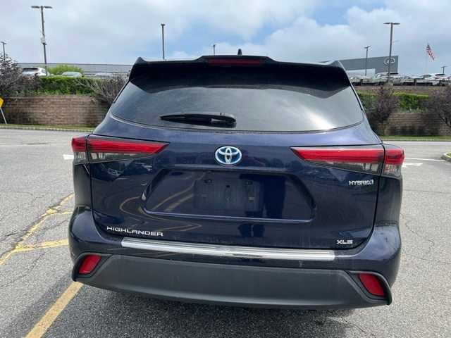 2022 Toyota Highlander XLE 5