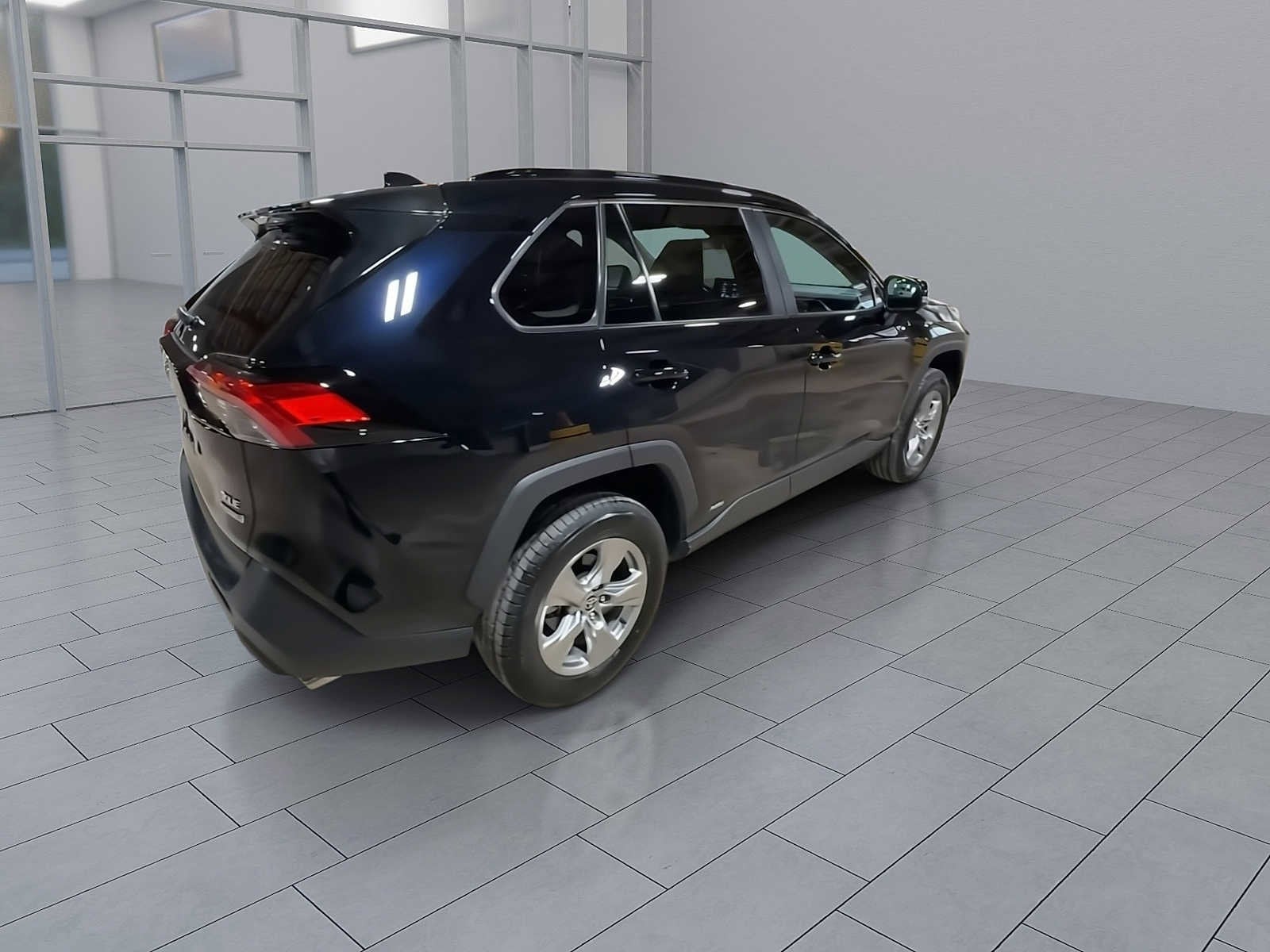 Thumbnail: 2023 Toyota RAV4 - 8