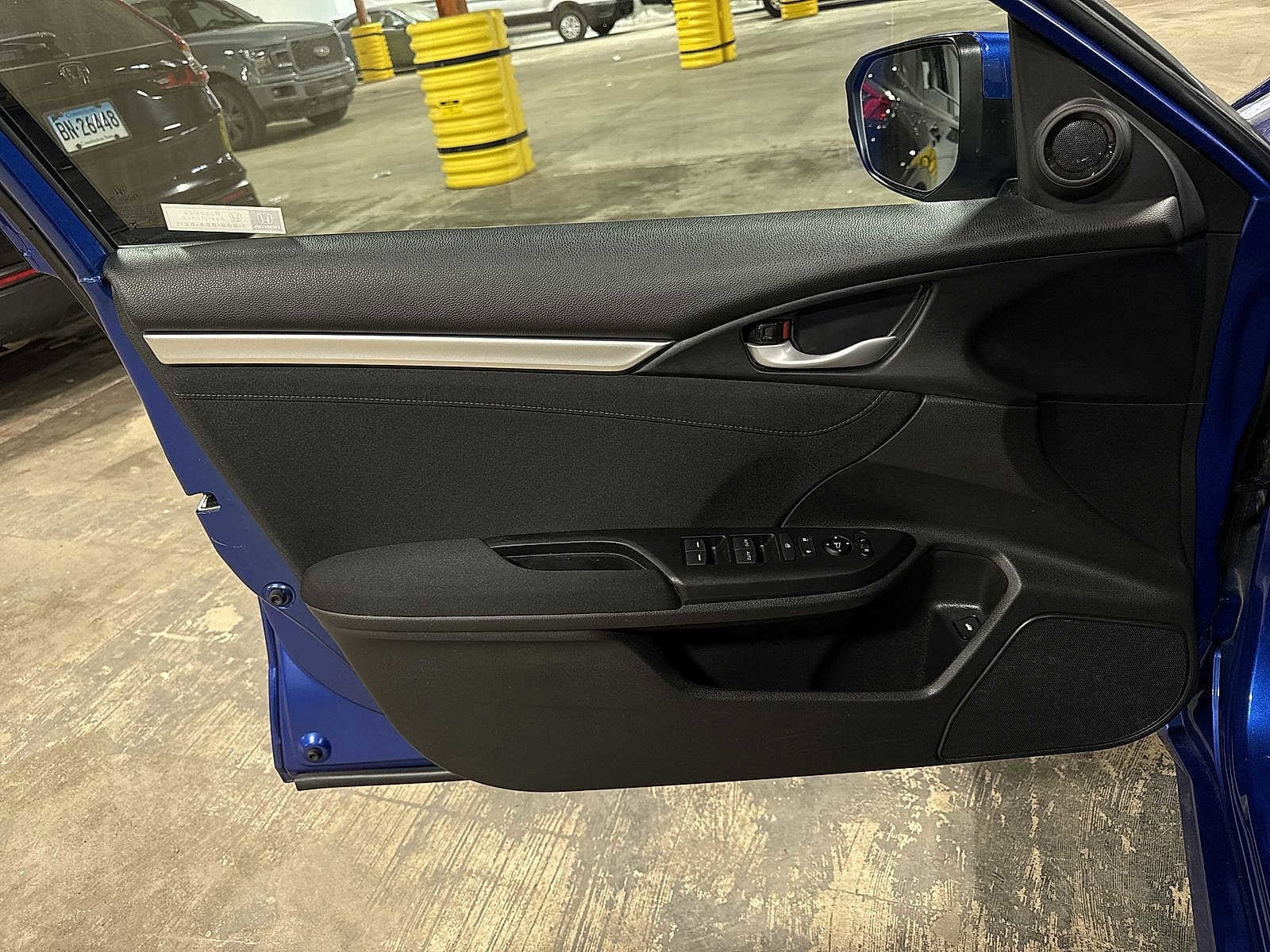 Thumbnail: 2019 Honda Civic - 30