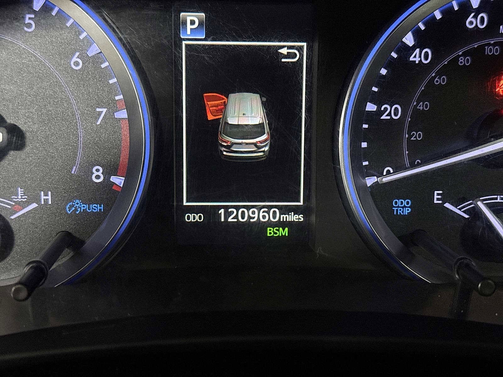 Thumbnail: 2019 Toyota Highlander - 20