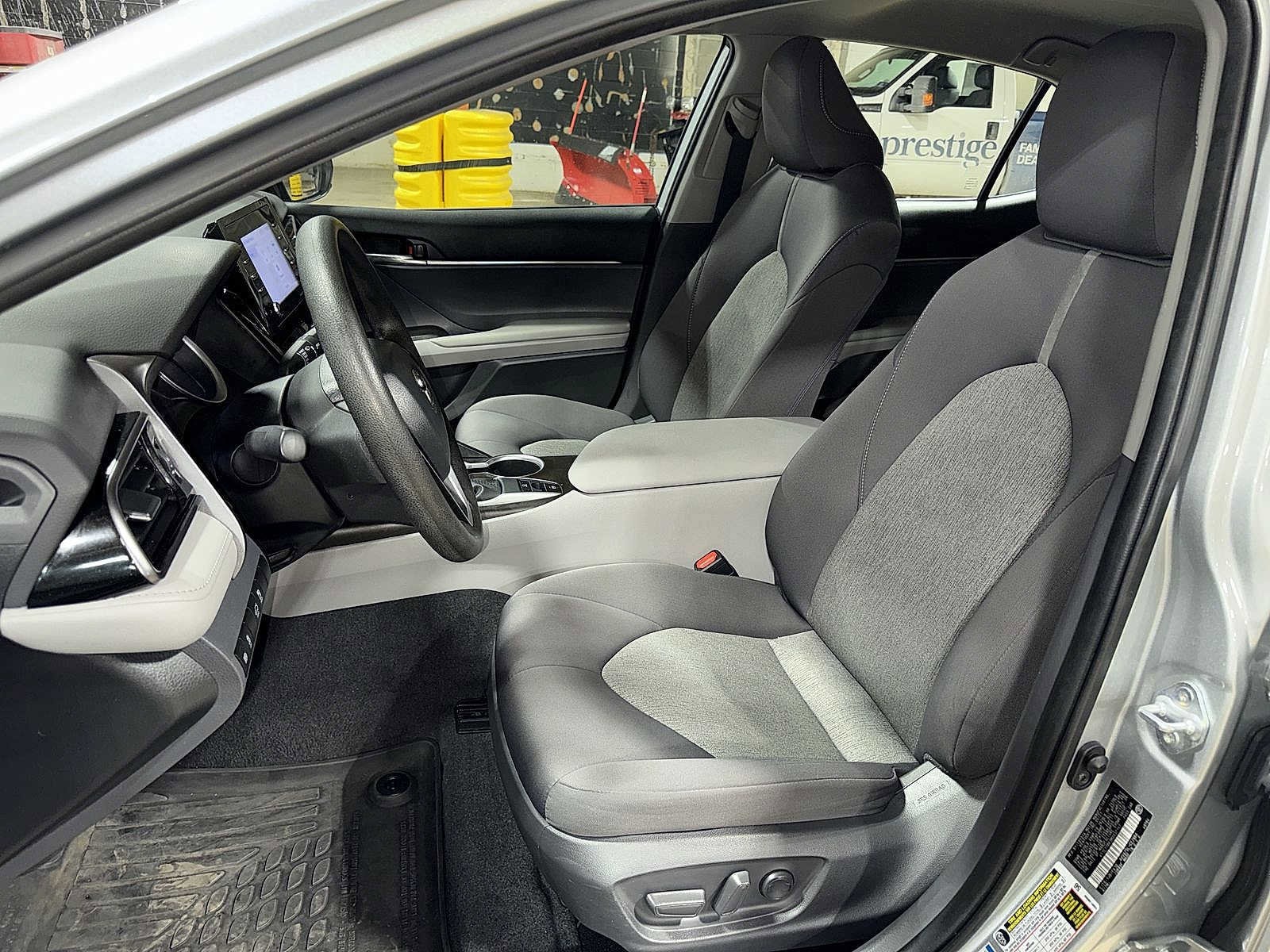 Thumbnail: 2021 Toyota Camry - 15