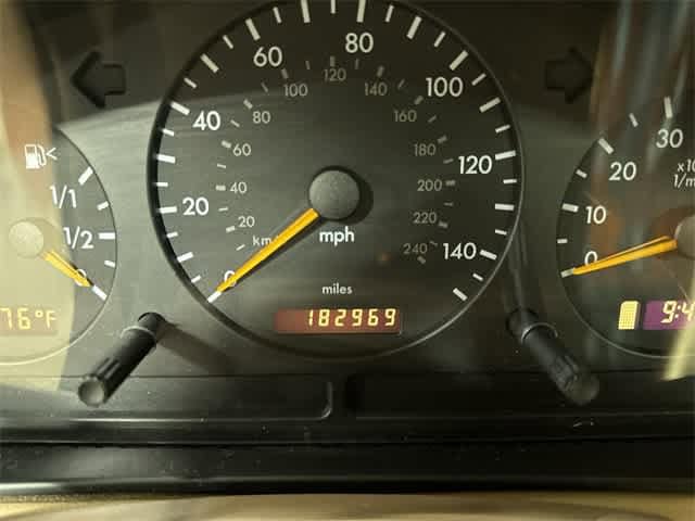 Thumbnail: 2002 Mercedes-Benz M-Class - 19