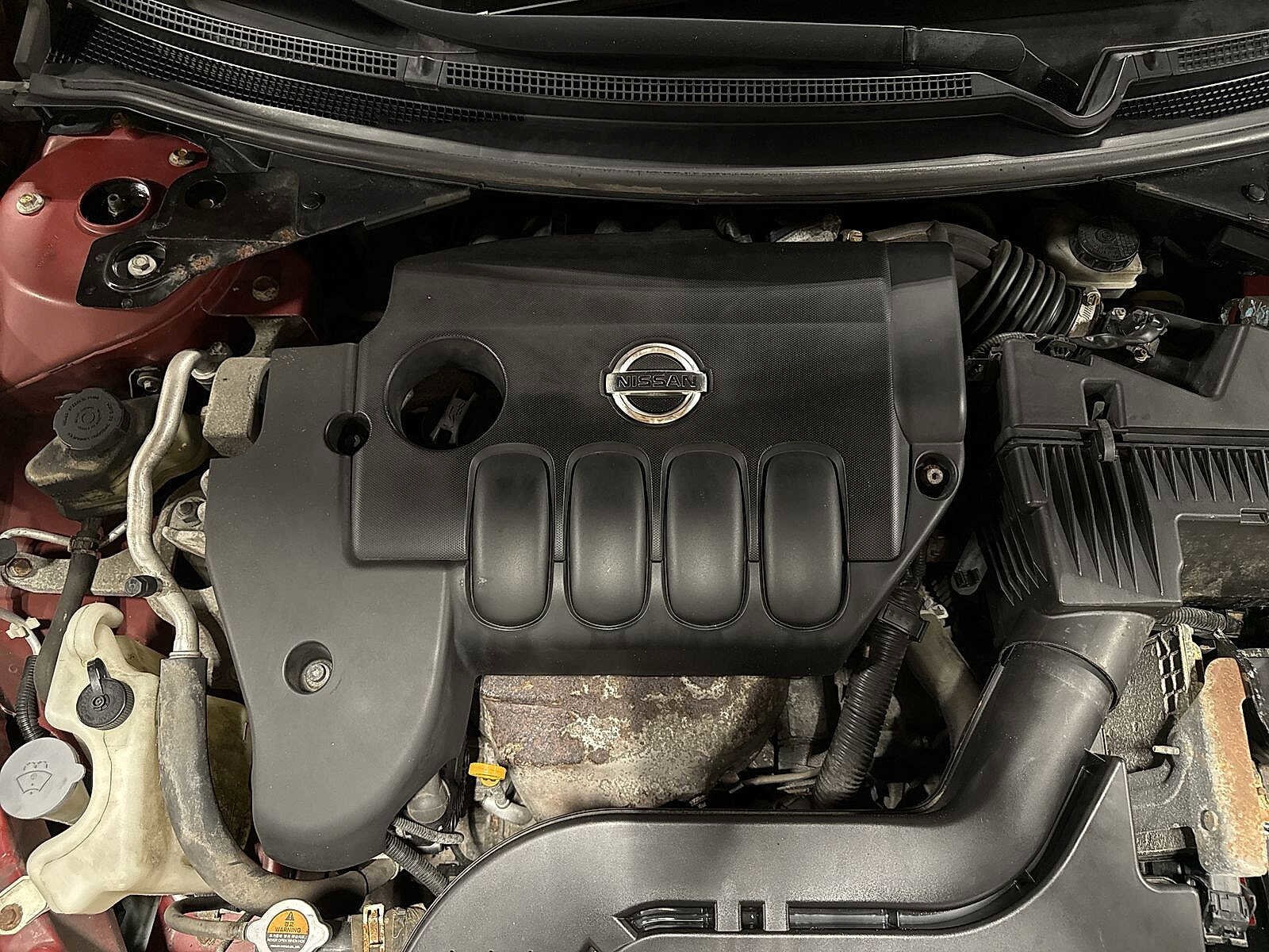 Thumbnail: 2011 Nissan Altima - 12