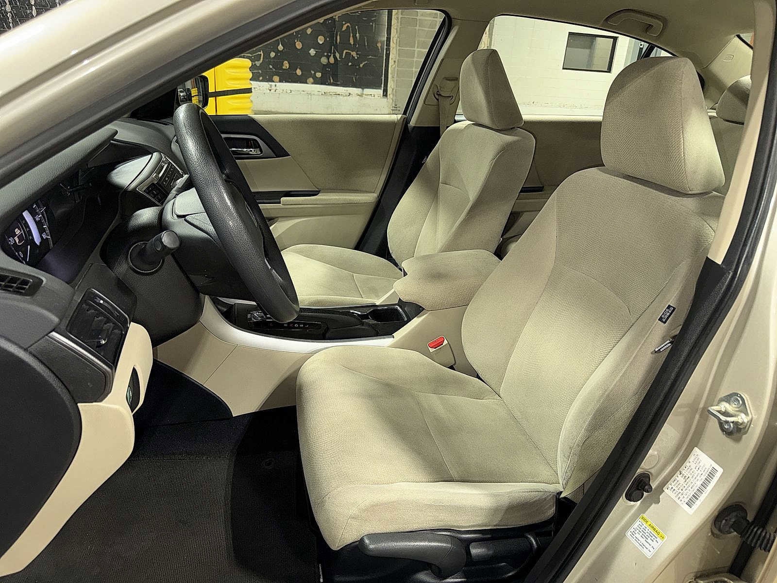 Thumbnail: 2013 Honda Accord - 14