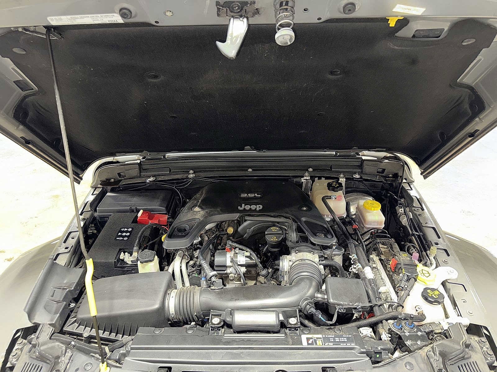 Thumbnail: 2020 Jeep Wrangler - 12