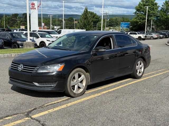 Thumbnail: 2013 Volkswagen Passat - 1