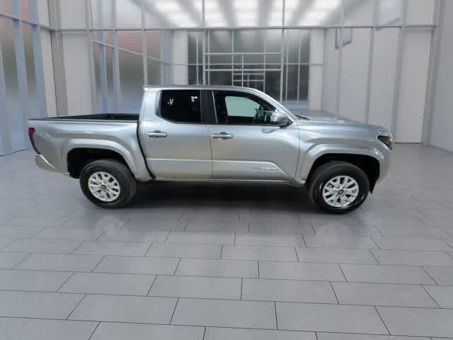 Thumbnail: 2025 Toyota Tacoma - 9