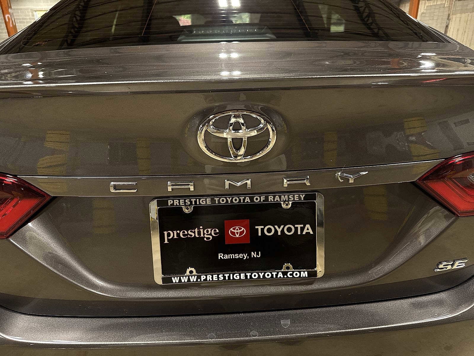 Thumbnail: 2023 Toyota Camry - 25